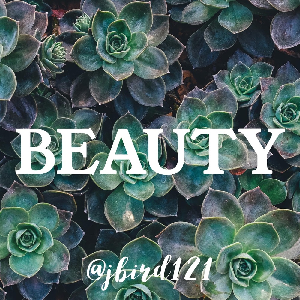 💄Makeup, lotion, and more!💄 - Picture 4 of 8